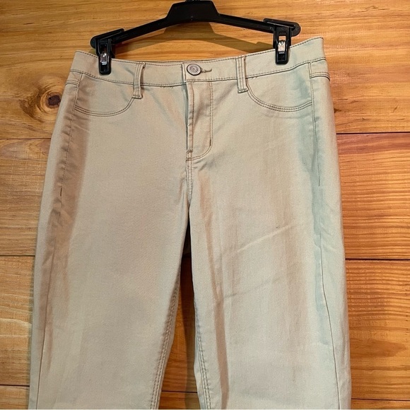 SO Tan High Rise Stretch Jegging Jeans Juniors 7 - Picture 3 of 10